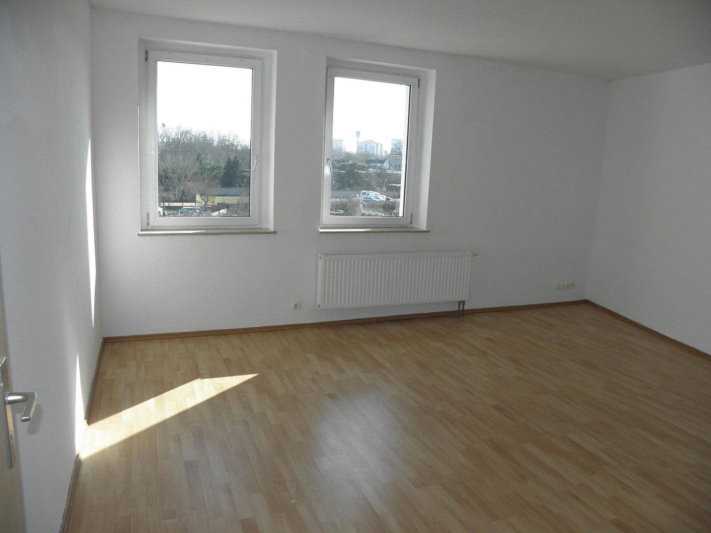 Prenájom bytu 2-izbový 60 m², Wernigeröder Straße 44, Magdeburg, Sasko-Anhaltsko Prenájom bytu 2-izbový 60 m², Wernigeröder Straße 44, Magdeburg, Sasko-Anhaltsko