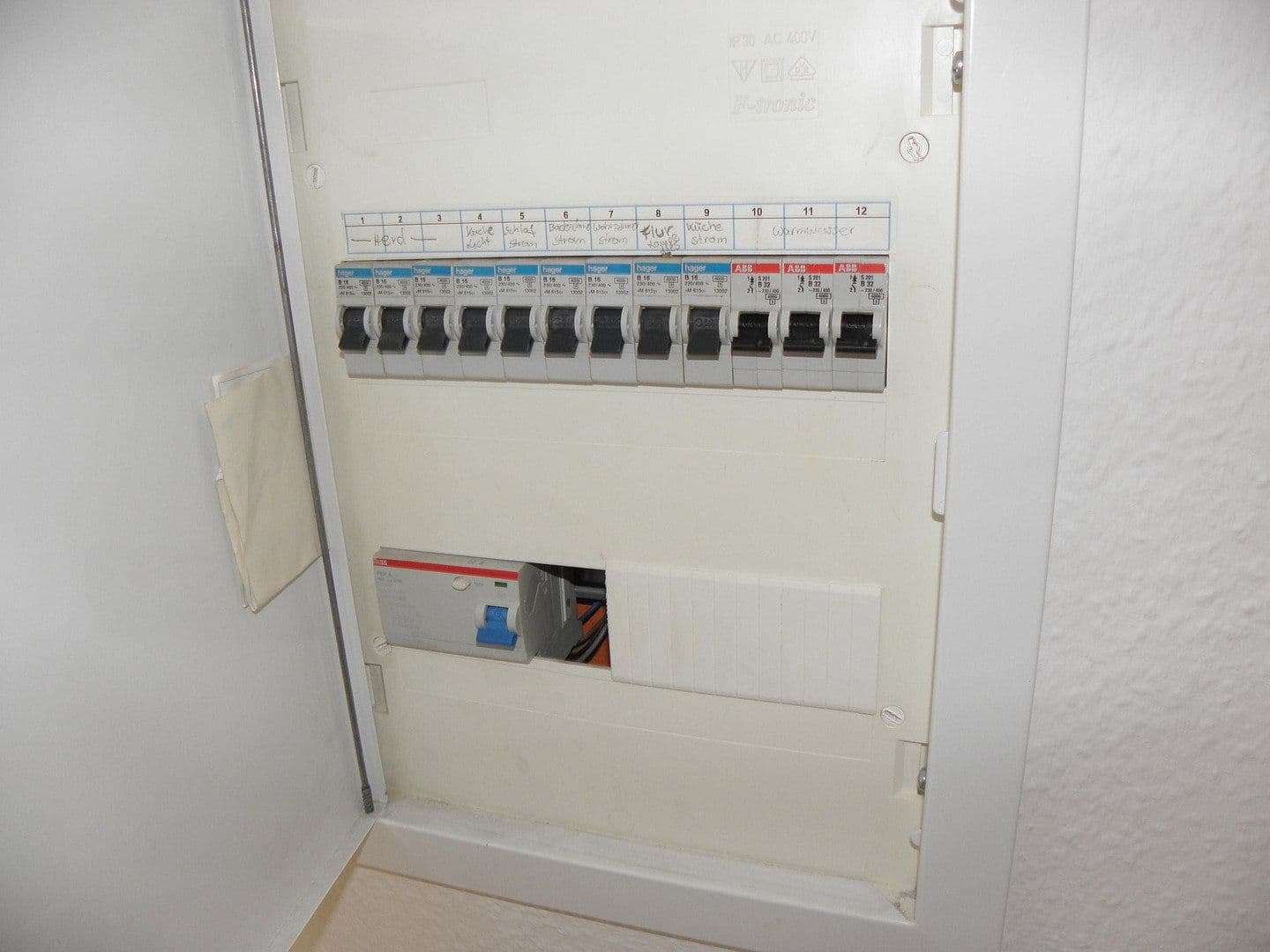 Prenájom bytu 2-izbový 60 m², Wernigeröder Straße 44, Magdeburg, Sasko-Anhaltsko Prenájom bytu 2-izbový 60 m², Wernigeröder Straße 44, Magdeburg, Sasko-Anhaltsko