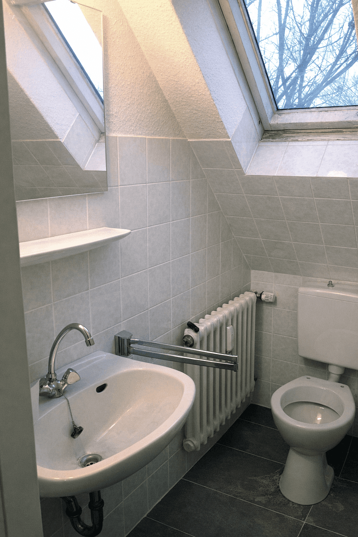 Prenájom bytu 2-izbový 29 m², Duisburg, Severné Porýnie - Westfálsko Prenájom bytu 2-izbový 29 m², Duisburg, Severné Porýnie - Westfálsko