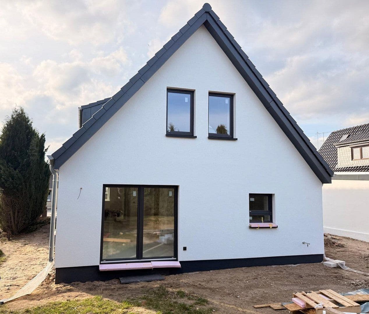Predaj domu 132 m², pozemek 544 m², Glinde, Šlezvicko-Holštajnsko Predaj domu 132 m², pozemek 544 m², Glinde, Šlezvicko-Holštajnsko