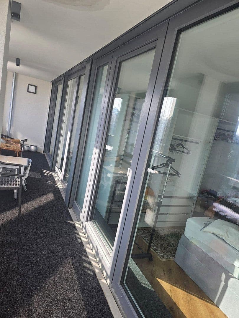 Prenájom bytu 2-izbový 68 m², Frankfurt am Main, Hesensko Prenájom bytu 2-izbový 68 m², Frankfurt am Main, Hesensko