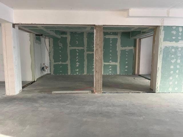 Prenájom nebytového priestoru 220 m², Burgstr.44, Leverkusen, Severné Porýnie - Westfálsko Prenájom nebytového priestoru 220 m², Burgstr.44, Leverkusen, Severné Porýnie - Westfálsko