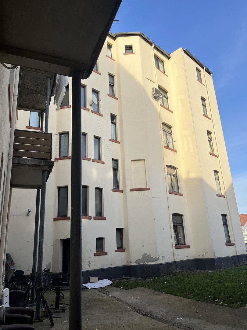 Predaj domu 1.040 m², pozemek 721 m², Andernacher Str.82-84, Koblenz, Porýnie-Falcko Predaj domu 1.040 m², pozemek 721 m², Andernacher Str.82-84, Koblenz, Porýnie-Falcko