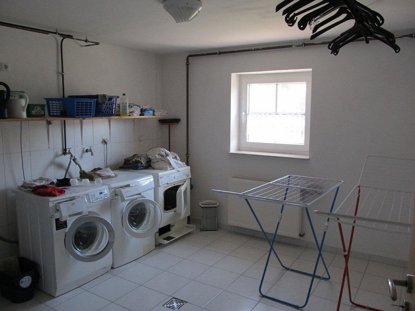 Predaj domu 210 m², pozemek 694 m², Hohenroda, Hesensko Predaj domu 210 m², pozemek 694 m², Hohenroda, Hesensko