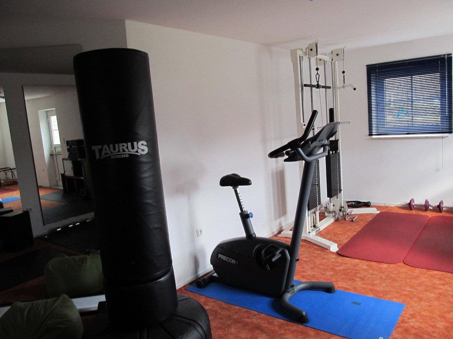 Predaj domu 210 m², pozemek 694 m², Hohenroda, Hesensko Predaj domu 210 m², pozemek 694 m², Hohenroda, Hesensko