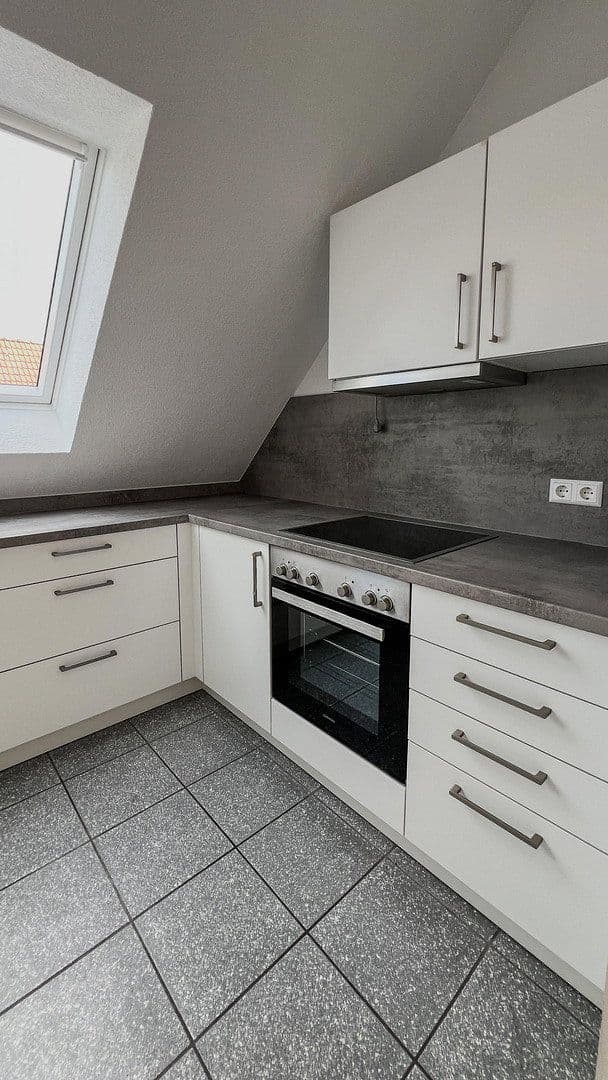 Predaj bytu 4-izbový 92 m², Pfälzerstraße 33, Neckarsulm, Bádensko-Wurttembersko Predaj bytu 4-izbový 92 m², Pfälzerstraße 33, Neckarsulm, Bádensko-Wurttembersko