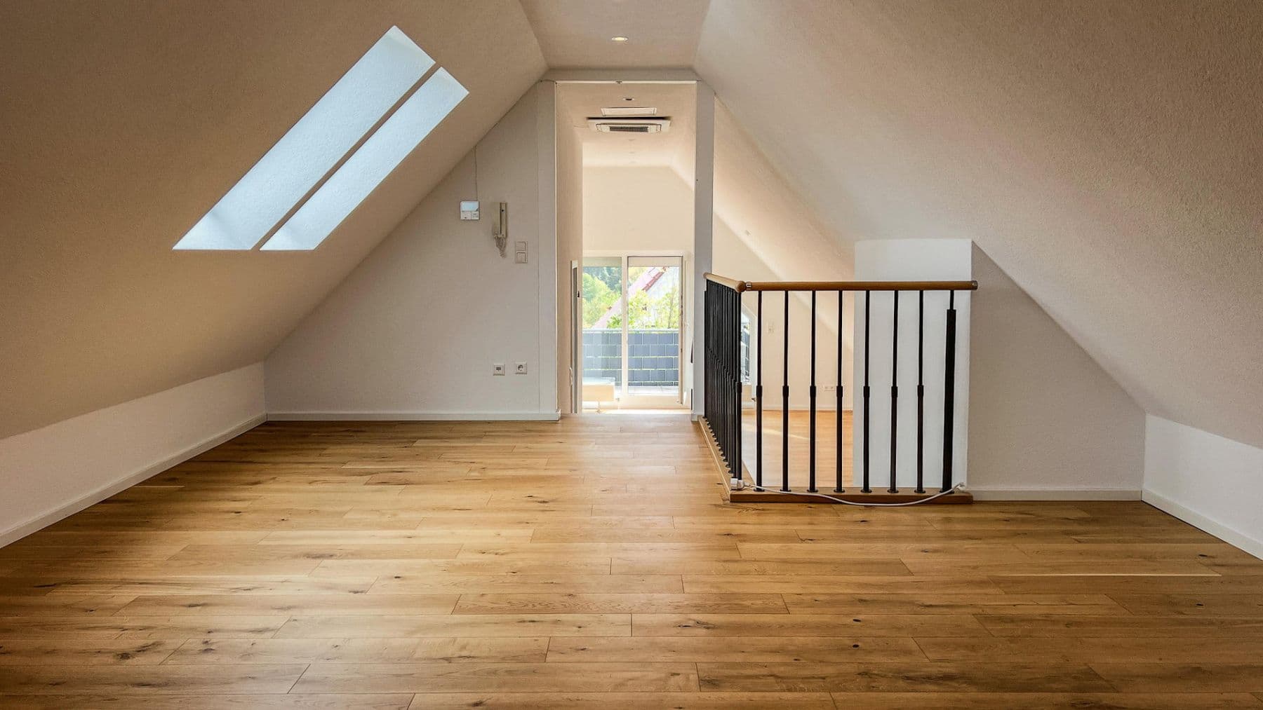 Predaj bytu 4-izbový 92 m², Pfälzerstraße 33, Neckarsulm, Bádensko-Wurttembersko Predaj bytu 4-izbový 92 m², Pfälzerstraße 33, Neckarsulm, Bádensko-Wurttembersko