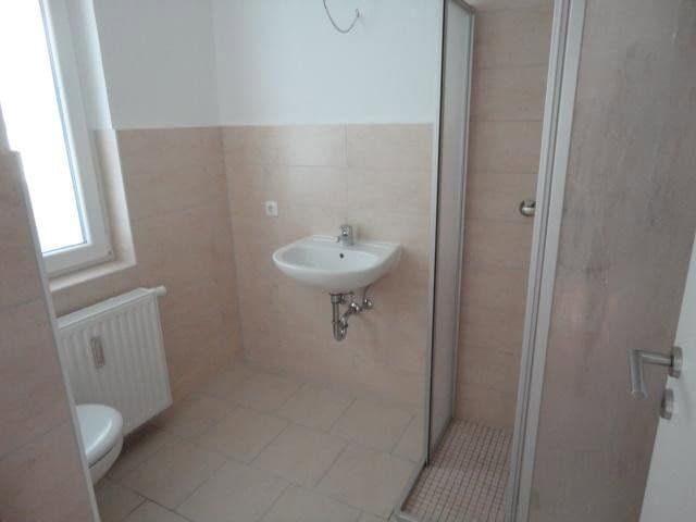 Prenájom bytu 4-izbový 98 m², Magdeburg, Sasko-Anhaltsko Prenájom bytu 4-izbový 98 m², Magdeburg, Sasko-Anhaltsko