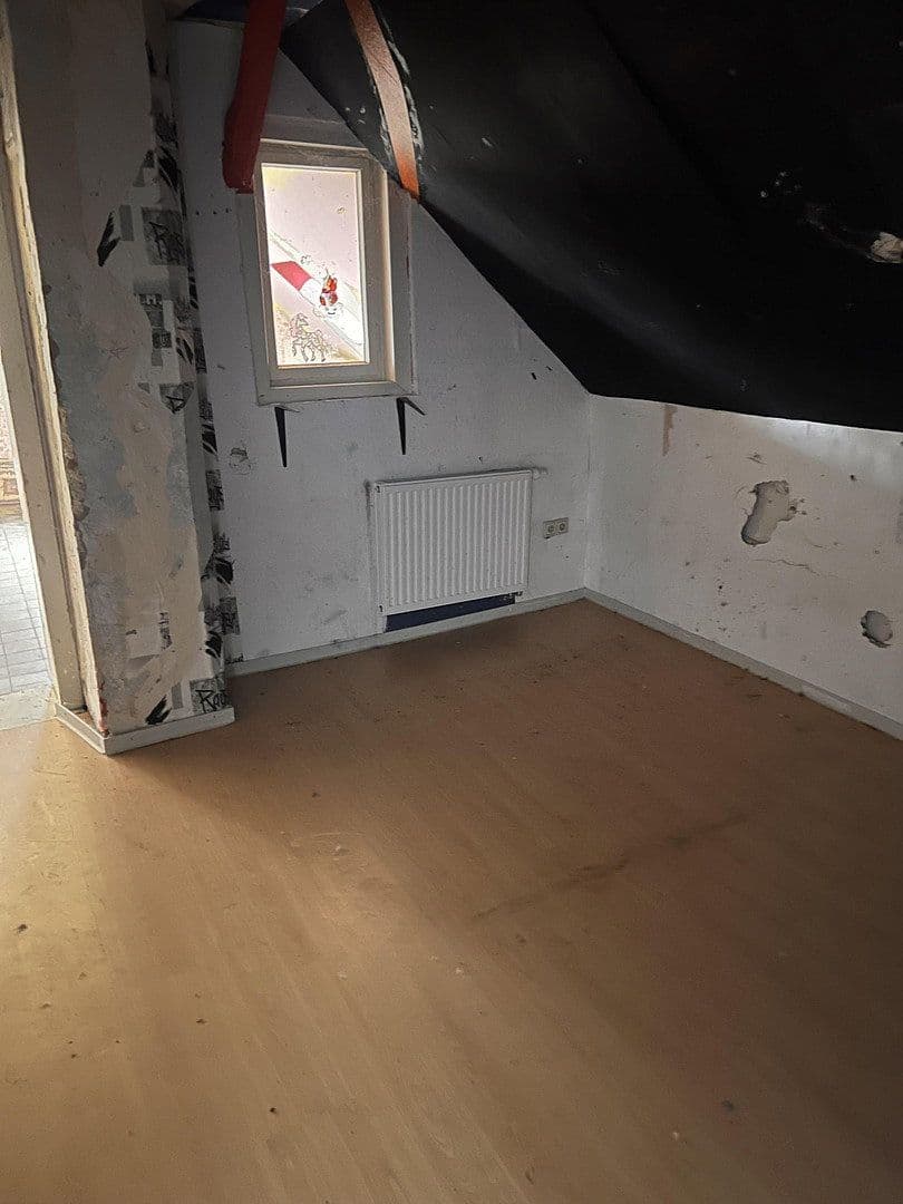 Predaj domu 200 m², pozemek 290 m², Wissen, Porýnie-Falcko Predaj domu 200 m², pozemek 290 m², Wissen, Porýnie-Falcko