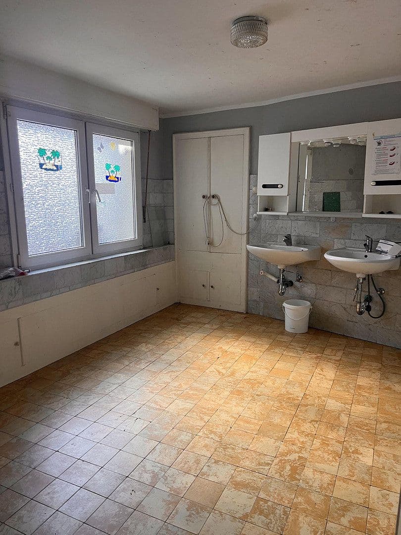 Predaj domu 200 m², pozemek 290 m², Wissen, Porýnie-Falcko Predaj domu 200 m², pozemek 290 m², Wissen, Porýnie-Falcko