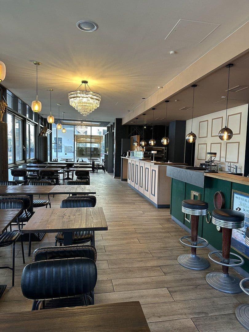 Prenájom nebytového priestoru 700 m², Herrenstrasse 3,, Lörrach, Bádensko-Wurttembersko Prenájom nebytového priestoru 700 m², Herrenstrasse 3,, Lörrach, Bádensko-Wurttembersko