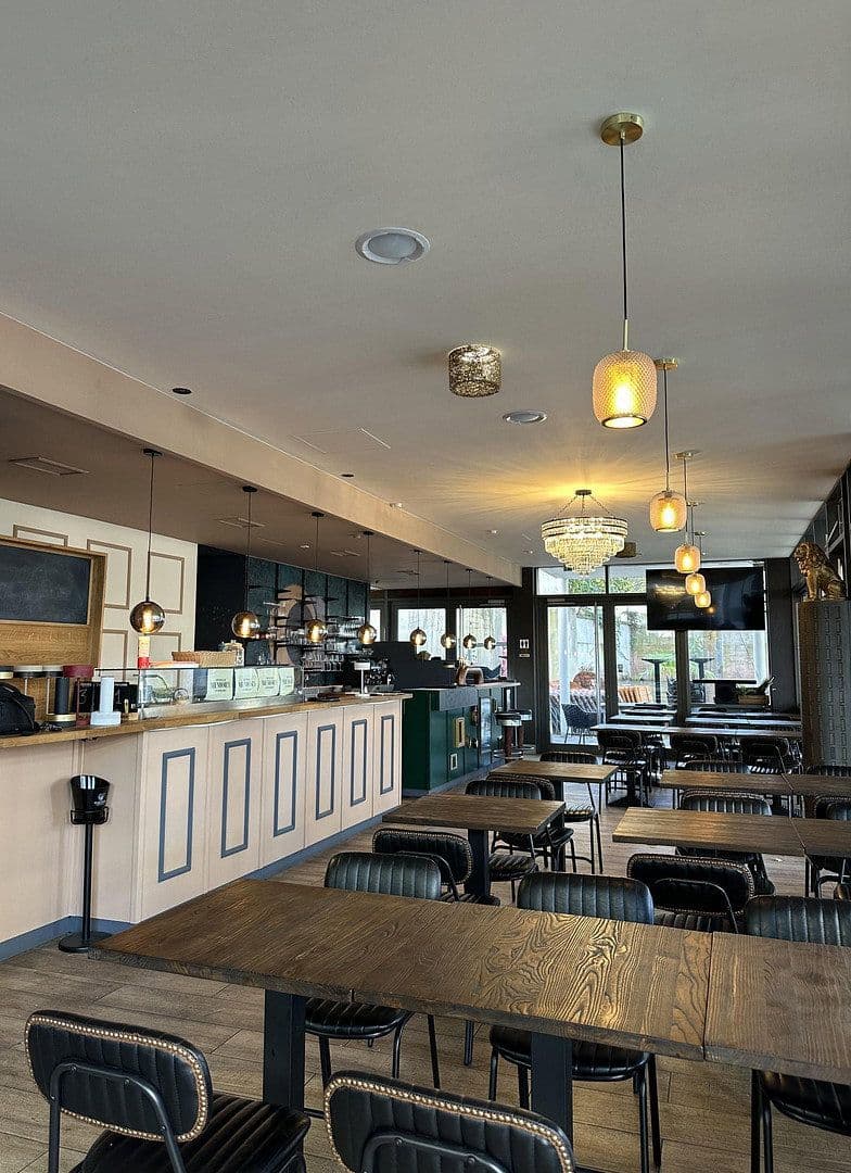 Prenájom nebytového priestoru 700 m², Herrenstrasse 3,, Lörrach, Bádensko-Wurttembersko Prenájom nebytového priestoru 700 m², Herrenstrasse 3,, Lörrach, Bádensko-Wurttembersko