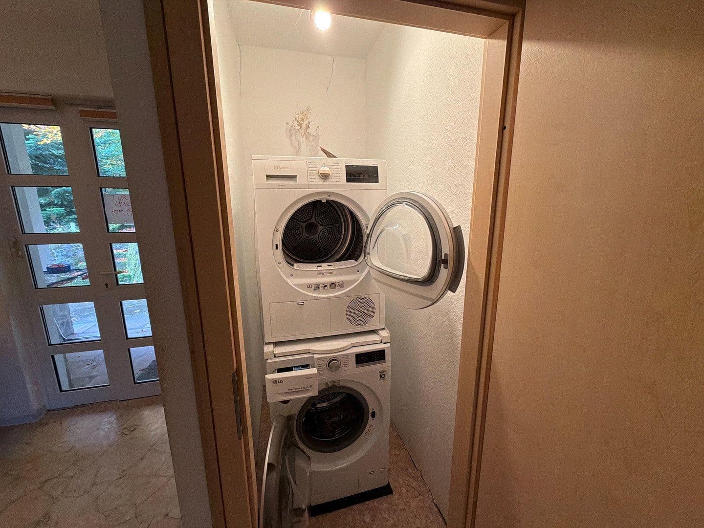 Predaj domu 220 m², pozemek 561 m², Marburg, Hesensko Predaj domu 220 m², pozemek 561 m², Marburg, Hesensko