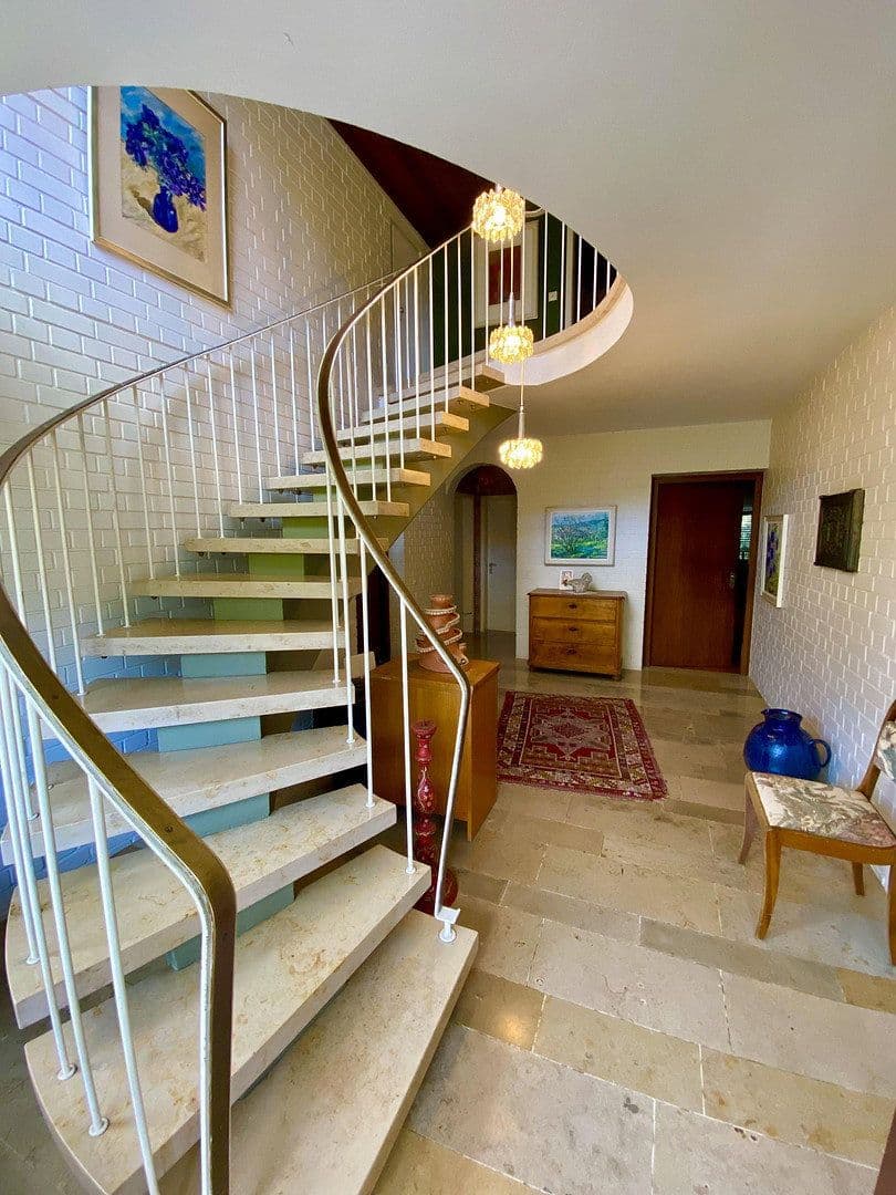 Predaj domu 240 m², pozemek 1.215 m², Panoramaweg 15, Rudersberg, Bádensko-Wurttembersko Predaj domu 240 m², pozemek 1.215 m², Panoramaweg 15, Rudersberg, Bádensko-Wurttembersko