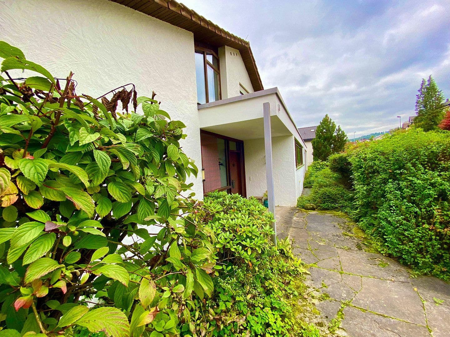 Predaj domu 240 m², pozemek 1.215 m², Panoramaweg 15, Rudersberg, Bádensko-Wurttembersko Predaj domu 240 m², pozemek 1.215 m², Panoramaweg 15, Rudersberg, Bádensko-Wurttembersko