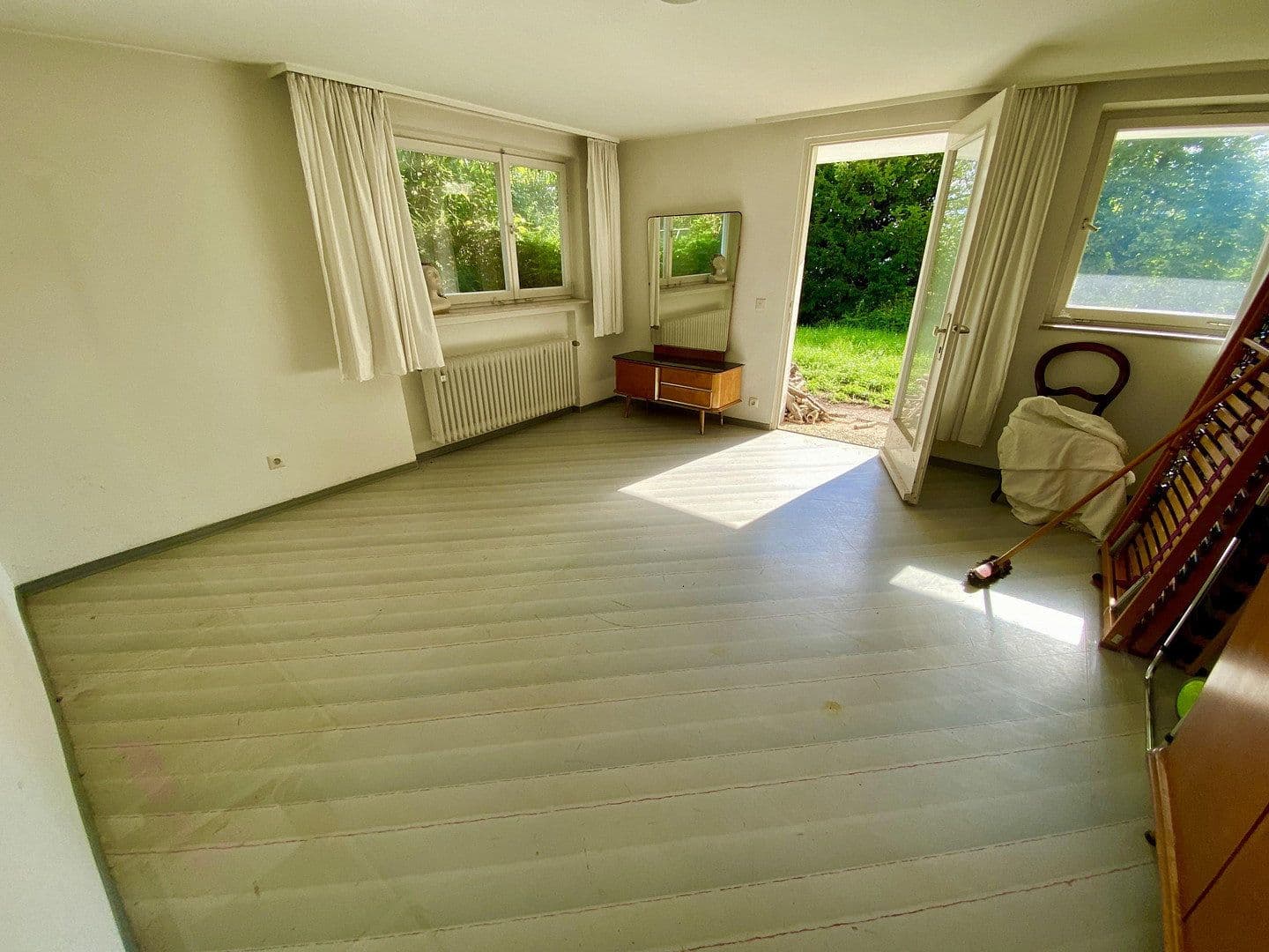 Predaj domu 240 m², pozemek 1.215 m², Panoramaweg 15, Rudersberg, Bádensko-Wurttembersko Predaj domu 240 m², pozemek 1.215 m², Panoramaweg 15, Rudersberg, Bádensko-Wurttembersko