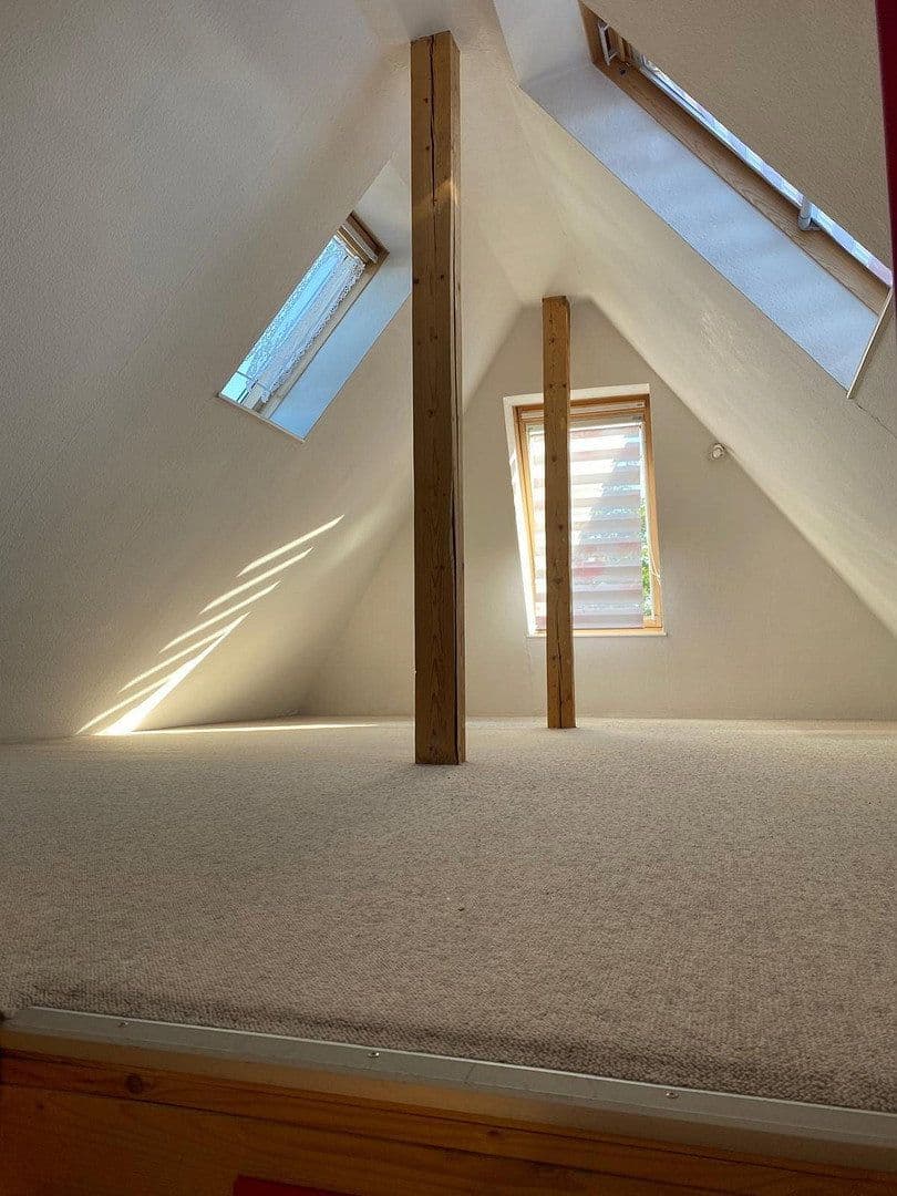 Predaj domu 200 m², pozemek 1.000 m², Chemnitz, Sasko Predaj domu 200 m², pozemek 1.000 m², Chemnitz, Sasko