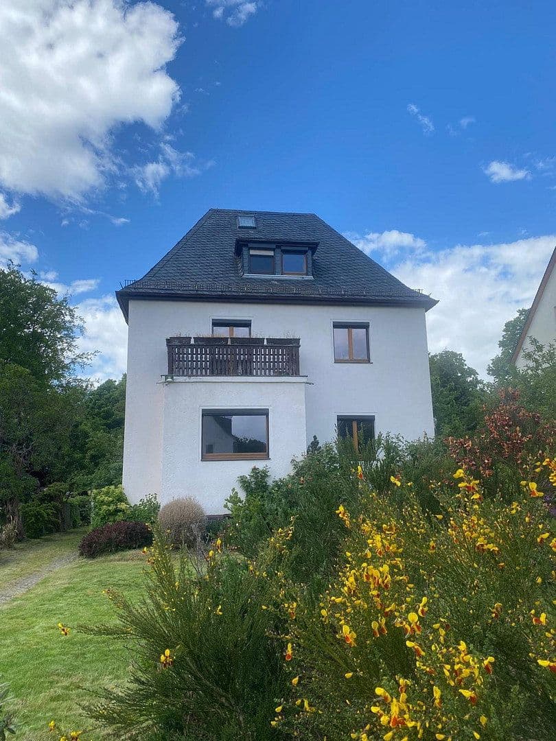 Predaj domu 200 m², pozemek 1.000 m², Chemnitz, Sasko Predaj domu 200 m², pozemek 1.000 m², Chemnitz, Sasko