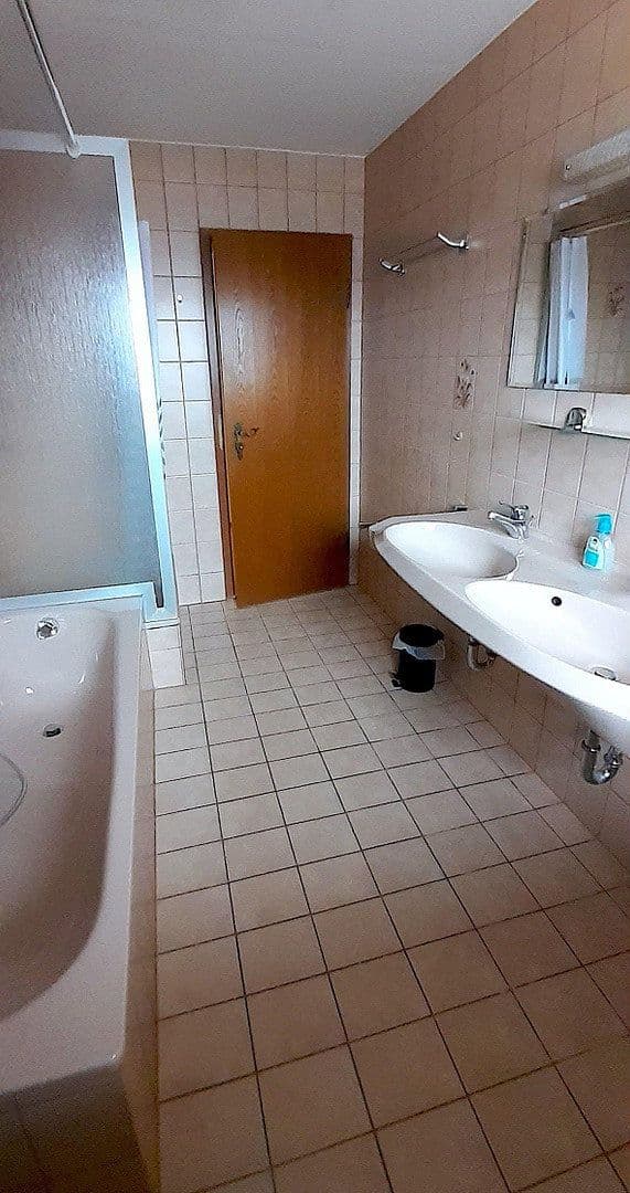 Predaj pozemku 94.000 m², Meßkirch, Bádensko-Wurttembersko Predaj pozemku 94.000 m², Meßkirch, Bádensko-Wurttembersko