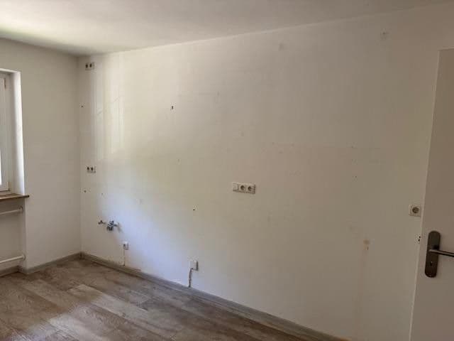 Prenájom bytu 5-izbový 122 m², Berg, Bavorsko Prenájom bytu 5-izbový 122 m², Berg, Bavorsko