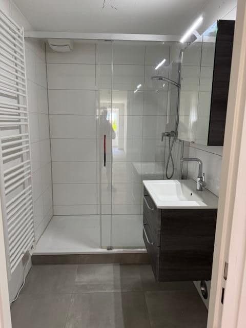 Prenájom bytu 5-izbový 122 m², Berg, Bavorsko Prenájom bytu 5-izbový 122 m², Berg, Bavorsko