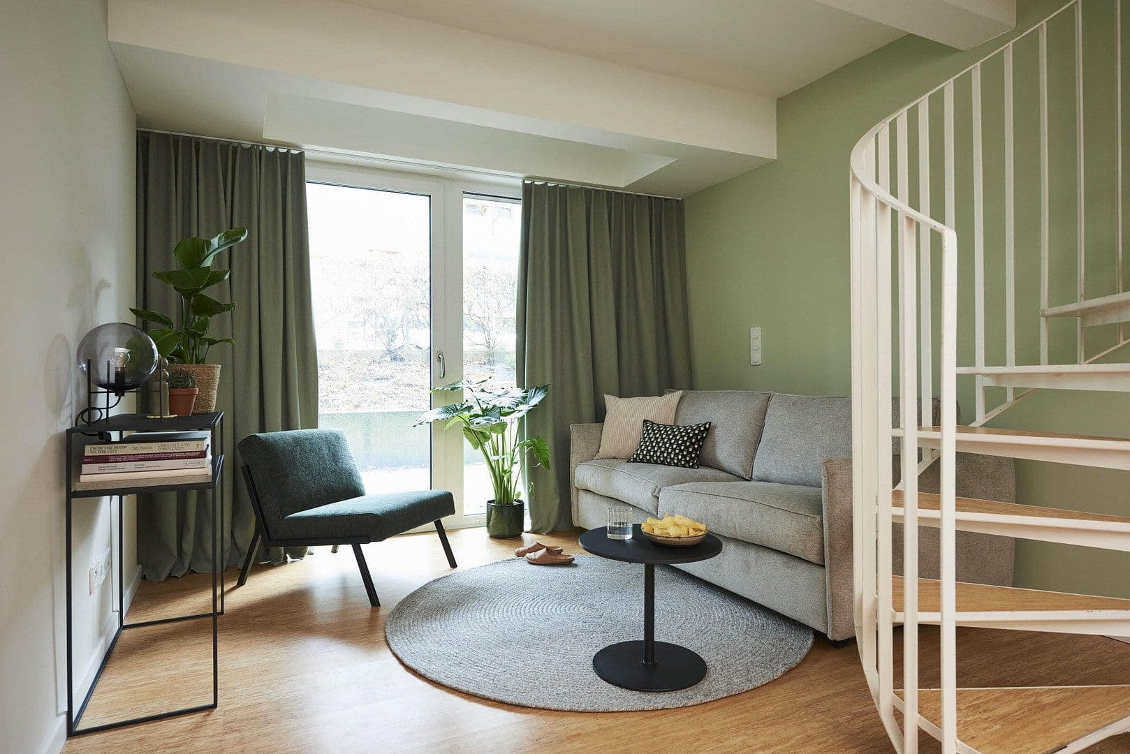 Prenájom bytu 2-izbový 45 m², Berlin, Berlín Prenájom bytu 2-izbový 45 m², Berlin, Berlín