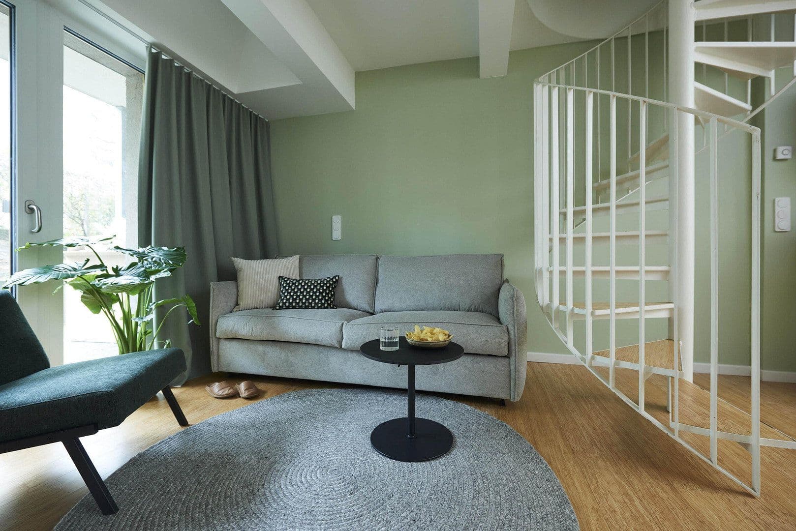 Prenájom bytu 2-izbový 45 m², Berlin, Berlín Prenájom bytu 2-izbový 45 m², Berlin, Berlín