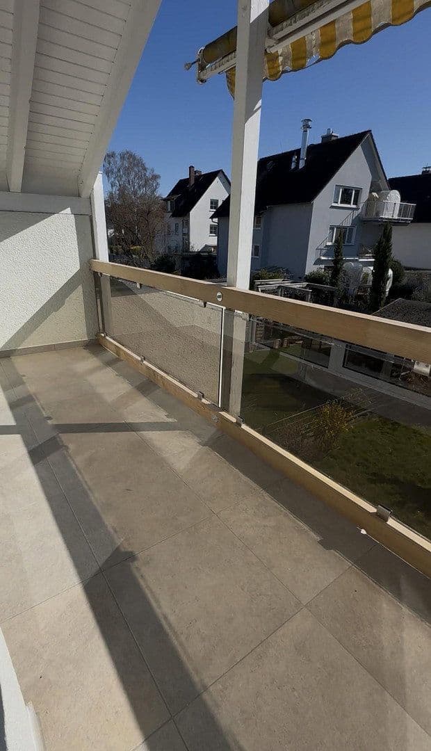 Prenájom bytu 2-izbový 90 m², Egelsbach, Hesensko Prenájom bytu 2-izbový 90 m², Egelsbach, Hesensko