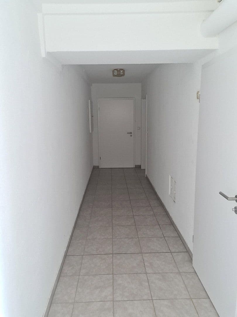 Prenájom bytu 3-izbový 110 m², Sinntal, Hesensko Prenájom bytu 3-izbový 110 m², Sinntal, Hesensko