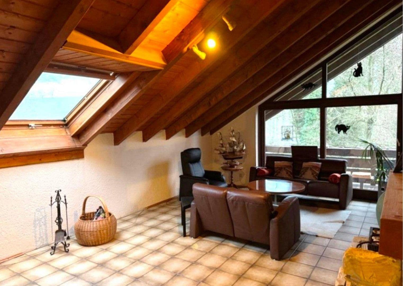 Predaj domu 220 m², pozemek 1.112 m², Wiesloch, Bádensko-Wurttembersko Predaj domu 220 m², pozemek 1.112 m², Wiesloch, Bádensko-Wurttembersko