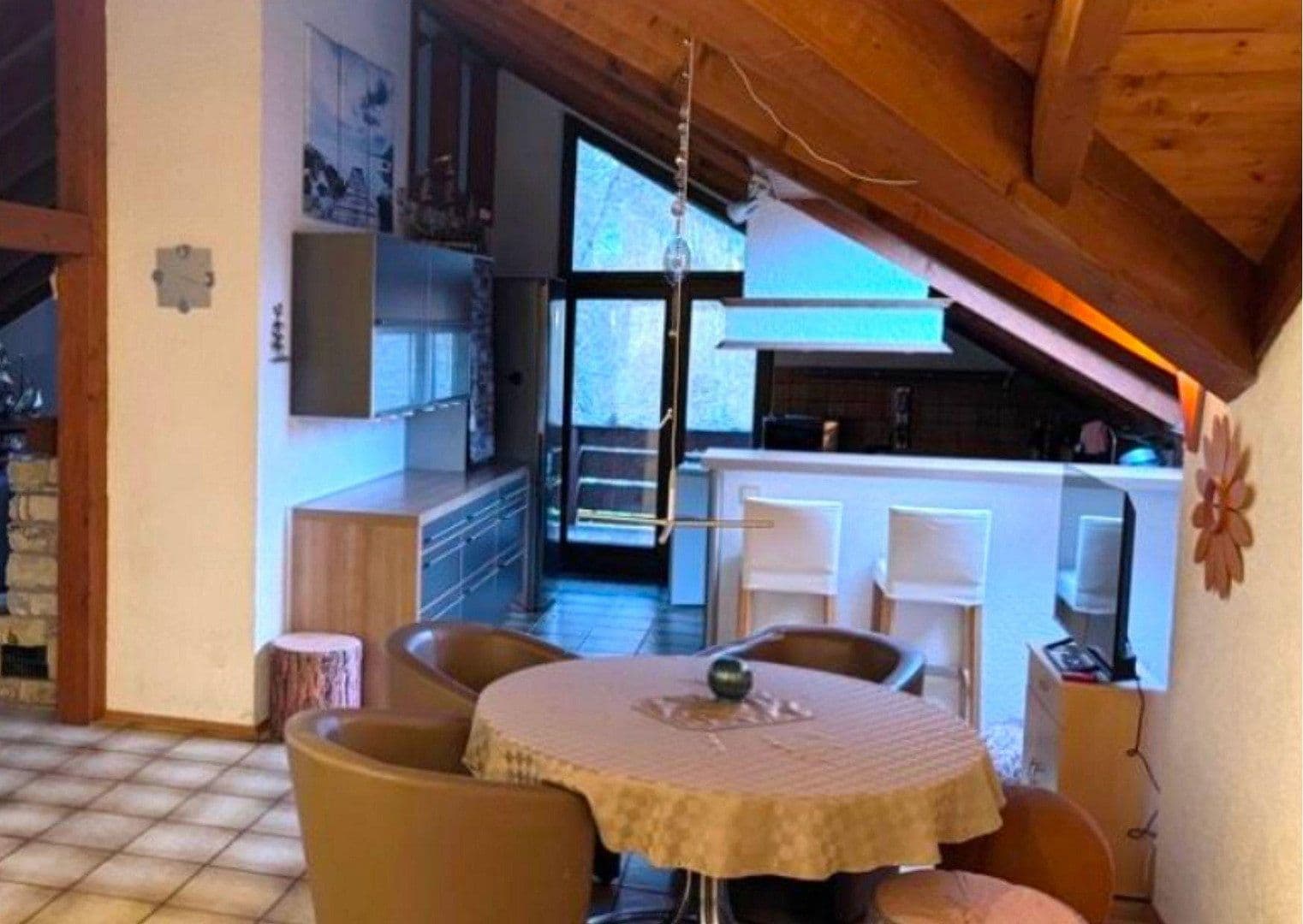 Predaj domu 220 m², pozemek 1.112 m², Wiesloch, Bádensko-Wurttembersko Predaj domu 220 m², pozemek 1.112 m², Wiesloch, Bádensko-Wurttembersko