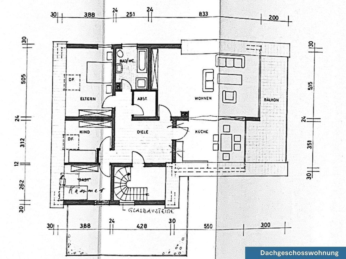 Predaj domu 220 m², pozemek 1.112 m², Wiesloch, Bádensko-Wurttembersko Predaj domu 220 m², pozemek 1.112 m², Wiesloch, Bádensko-Wurttembersko