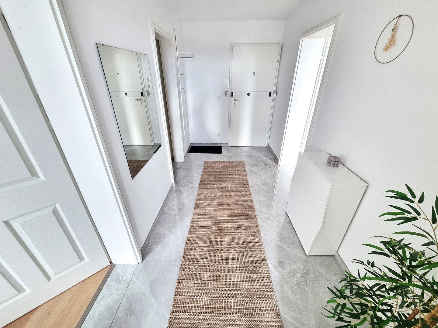 Prenájom bytu 2-izbový 57 m², Hamburg, Hamburg Prenájom bytu 2-izbový 57 m², Hamburg, Hamburg