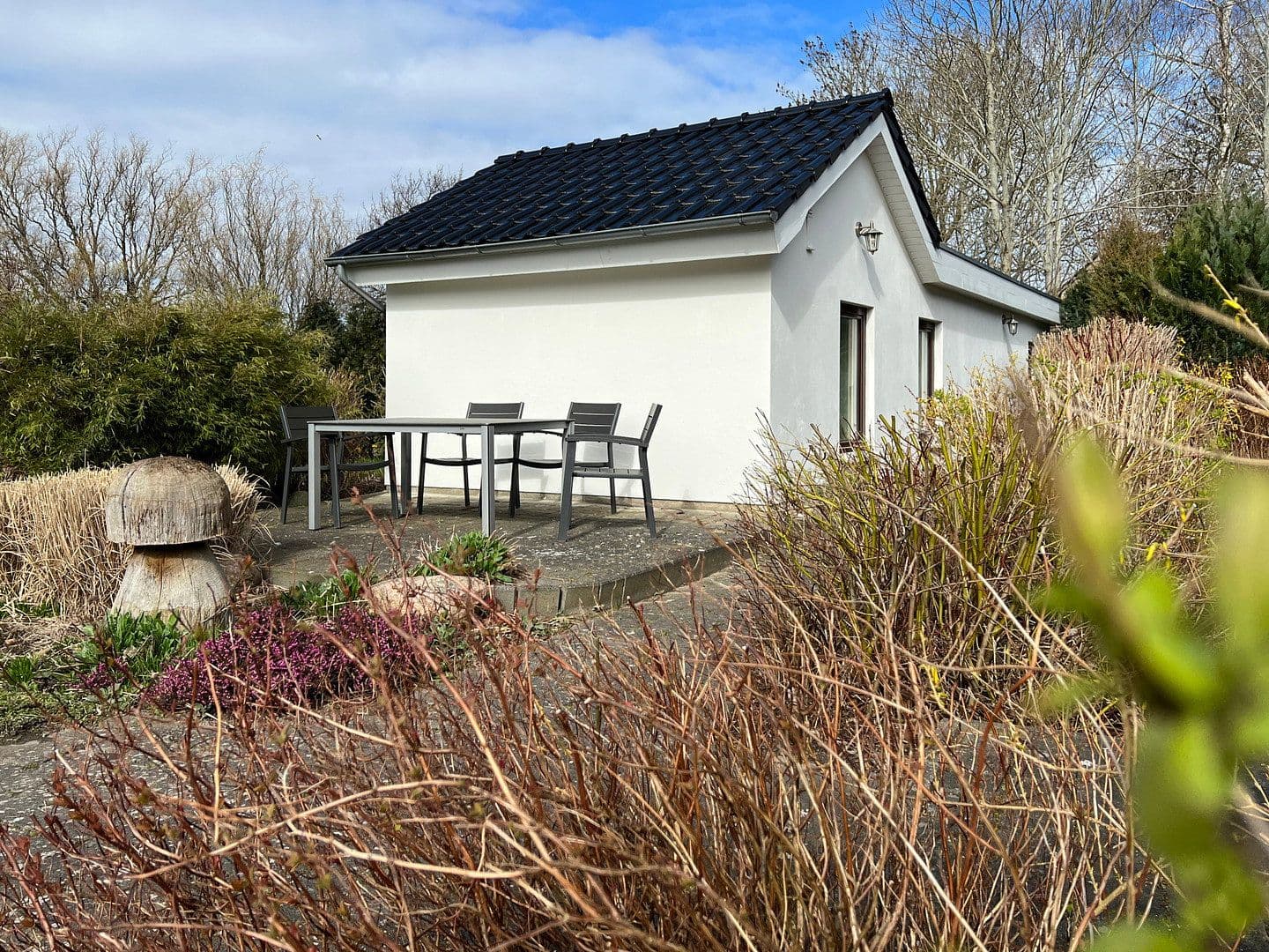 Predaj domu 244 m², pozemek 13.600 m², Dorfstraße, 16, Neuenkirchen, Meklenbursko-Predpomoransko Predaj domu 244 m², pozemek 13.600 m², Dorfstraße, 16, Neuenkirchen, Meklenbursko-Predpomoransko