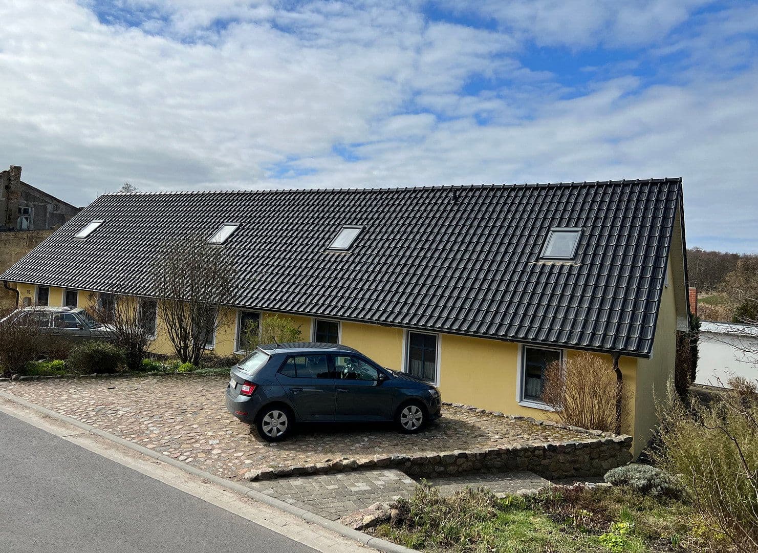 Predaj domu 244 m², pozemek 13.600 m², Dorfstraße, 16, Neuenkirchen, Meklenbursko-Predpomoransko Predaj domu 244 m², pozemek 13.600 m², Dorfstraße, 16, Neuenkirchen, Meklenbursko-Predpomoransko