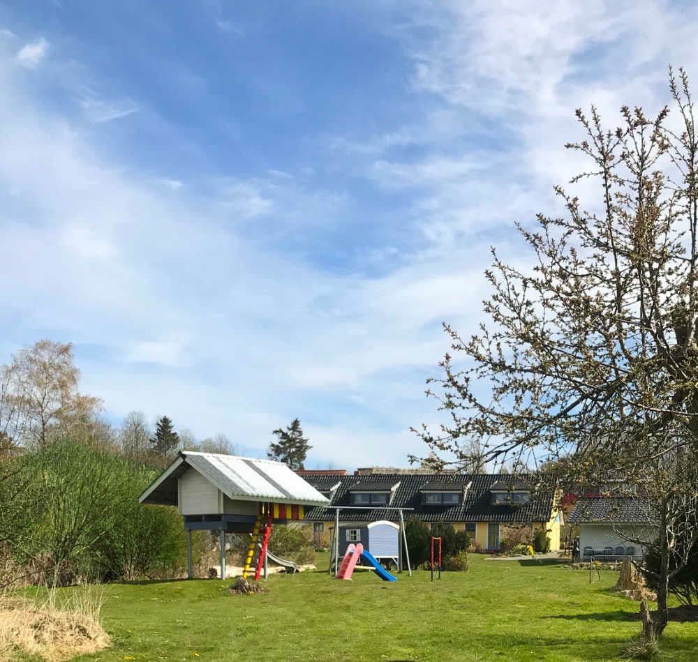 Predaj domu 244 m², pozemek 13.600 m², Dorfstraße, 16, Neuenkirchen, Meklenbursko-Predpomoransko Predaj domu 244 m², pozemek 13.600 m², Dorfstraße, 16, Neuenkirchen, Meklenbursko-Predpomoransko