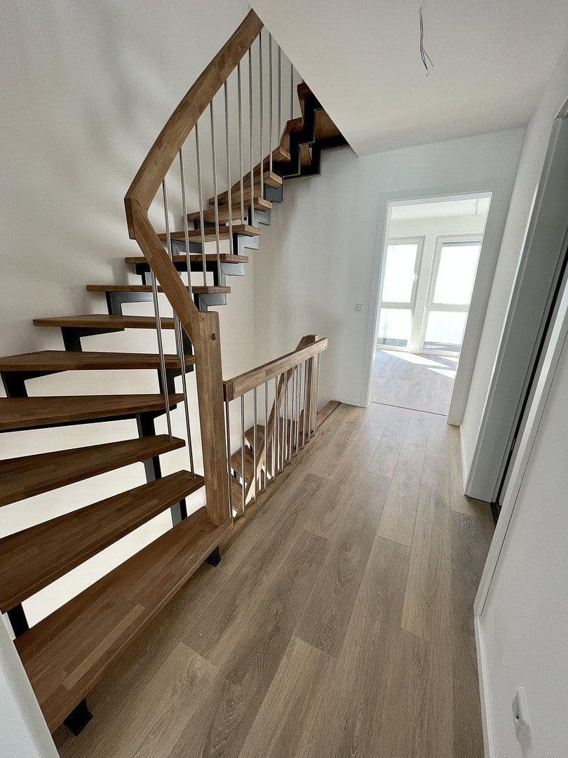 Prenájom domu 127 m², pozemek 100 m², Paderborn, Severné Porýnie - Westfálsko Prenájom domu 127 m², pozemek 100 m², Paderborn, Severné Porýnie - Westfálsko