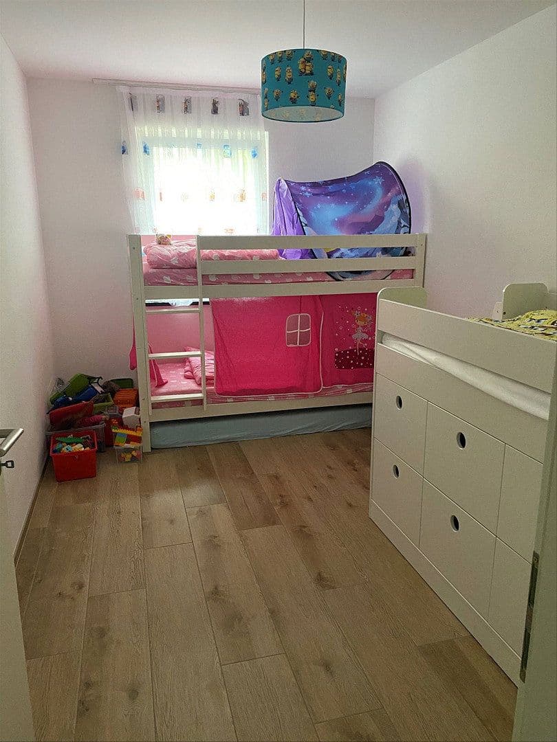 Prenájom bytu 3-izbový 99 m², Kraftwerkweg 3a, Laufenburg (Baden), Bádensko-Wurttembersko Prenájom bytu 3-izbový 99 m², Kraftwerkweg 3a, Laufenburg (Baden), Bádensko-Wurttembersko