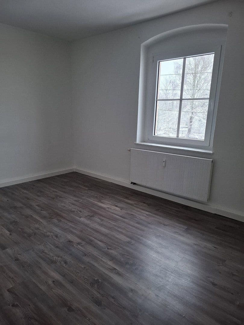 Prenájom bytu 2-izbový 59 m², Marxstr. 5, Seifhennersdorf, Sasko Prenájom bytu 2-izbový 59 m², Marxstr. 5, Seifhennersdorf, Sasko