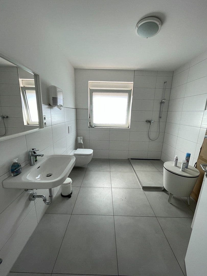 Prenájom kancelárie 130 m², Lagerstraße 12, Mannheim, Bádensko-Wurttembersko Prenájom kancelárie 130 m², Lagerstraße 12, Mannheim, Bádensko-Wurttembersko