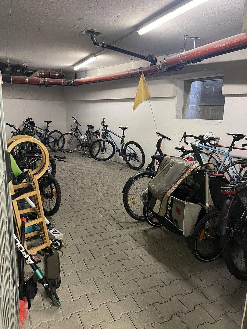 Prenájom bytu 4-izbový 99 m², Urbanstr. 6, Gerlingen, Bádensko-Wurttembersko Prenájom bytu 4-izbový 99 m², Urbanstr. 6, Gerlingen, Bádensko-Wurttembersko