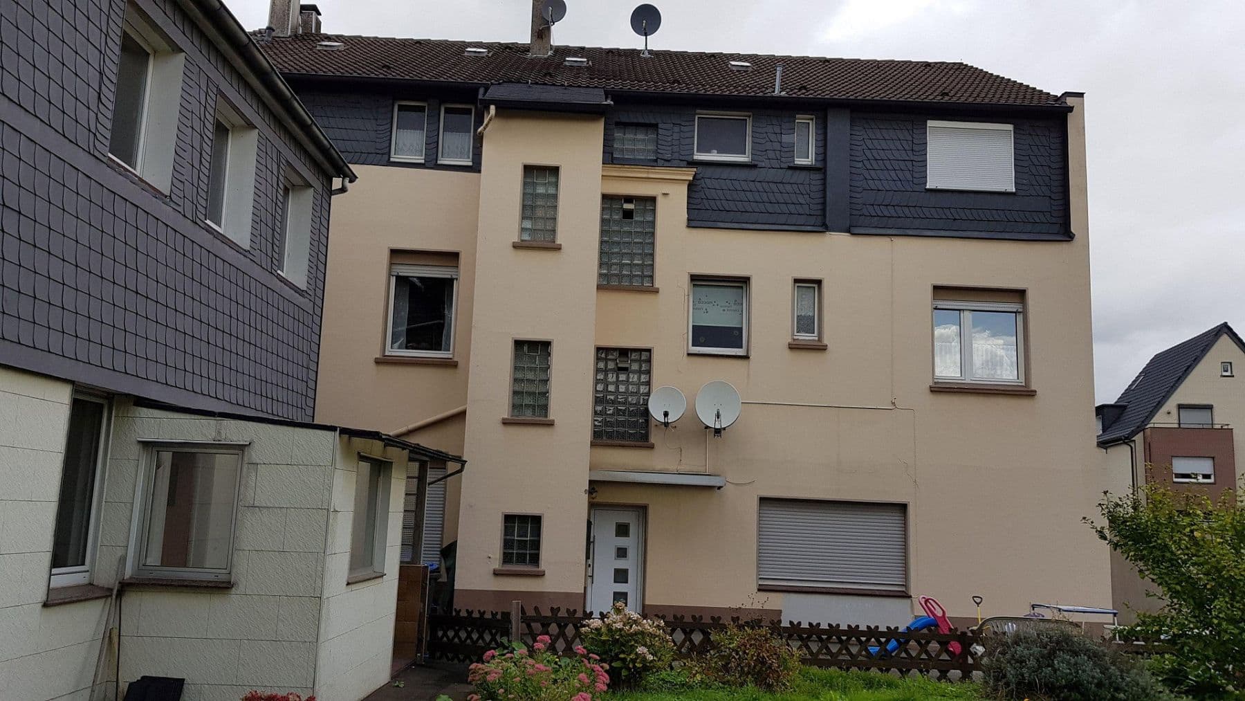 Prenájom bytu 3-izbový 70 m², Marktstraße 6, Solingen, Severné Porýnie - Westfálsko Prenájom bytu 3-izbový 70 m², Marktstraße 6, Solingen, Severné Porýnie - Westfálsko