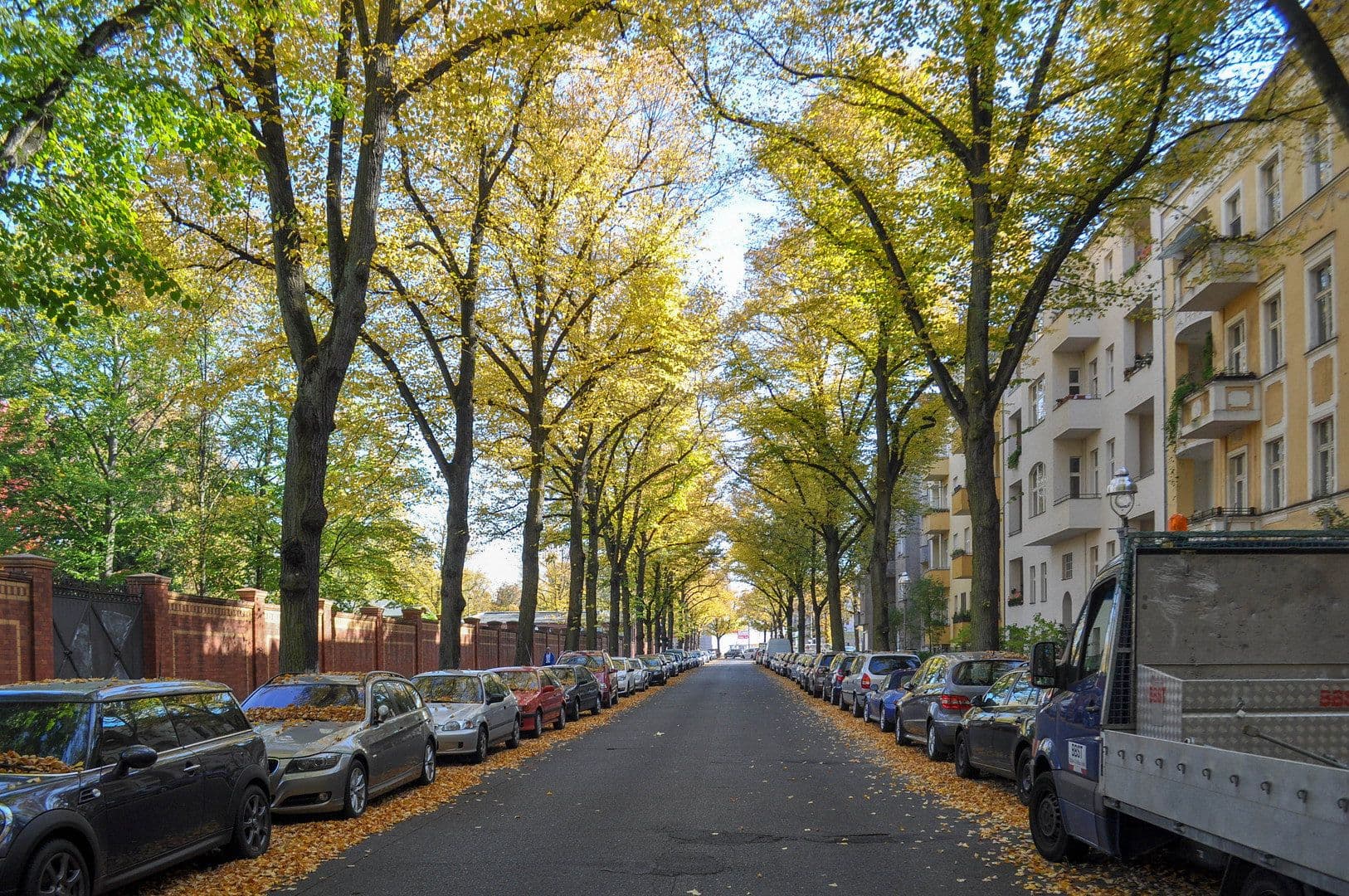 Prenájom bytu 2-izbový 63 m², Friedrich-Wilhelm-Straße 95, Berlin, Berlín Prenájom bytu 2-izbový 63 m², Friedrich-Wilhelm-Straße 95, Berlin, Berlín