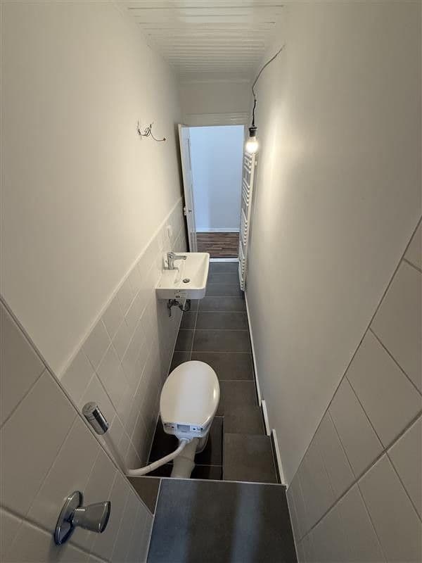 Prenájom bytu 2-izbový 63 m², Friedrich-Wilhelm-Straße 95, Berlin, Berlín Prenájom bytu 2-izbový 63 m², Friedrich-Wilhelm-Straße 95, Berlin, Berlín