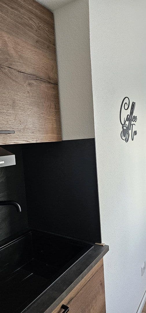 Prenájom bytu 1-izbový 24 m², Großbettlingen, Bádensko-Wurttembersko Prenájom bytu 1-izbový 24 m², Großbettlingen, Bádensko-Wurttembersko