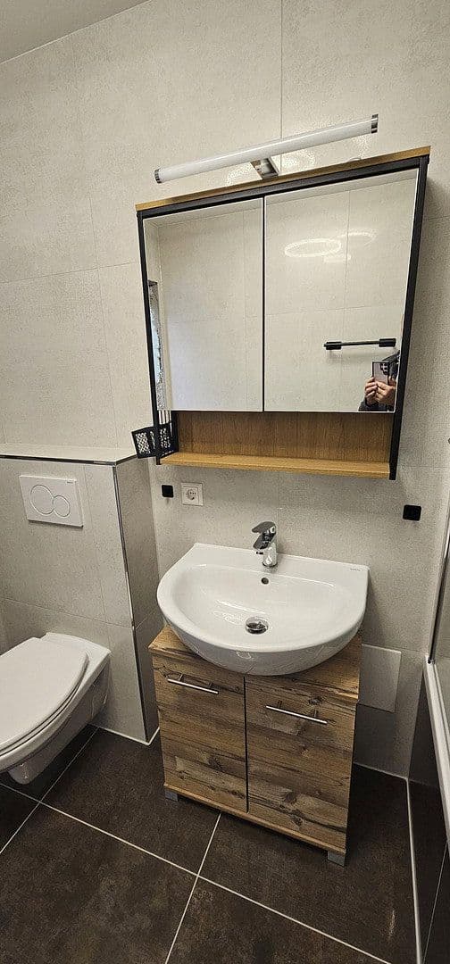 Prenájom bytu 1-izbový 24 m², Großbettlingen, Bádensko-Wurttembersko Prenájom bytu 1-izbový 24 m², Großbettlingen, Bádensko-Wurttembersko