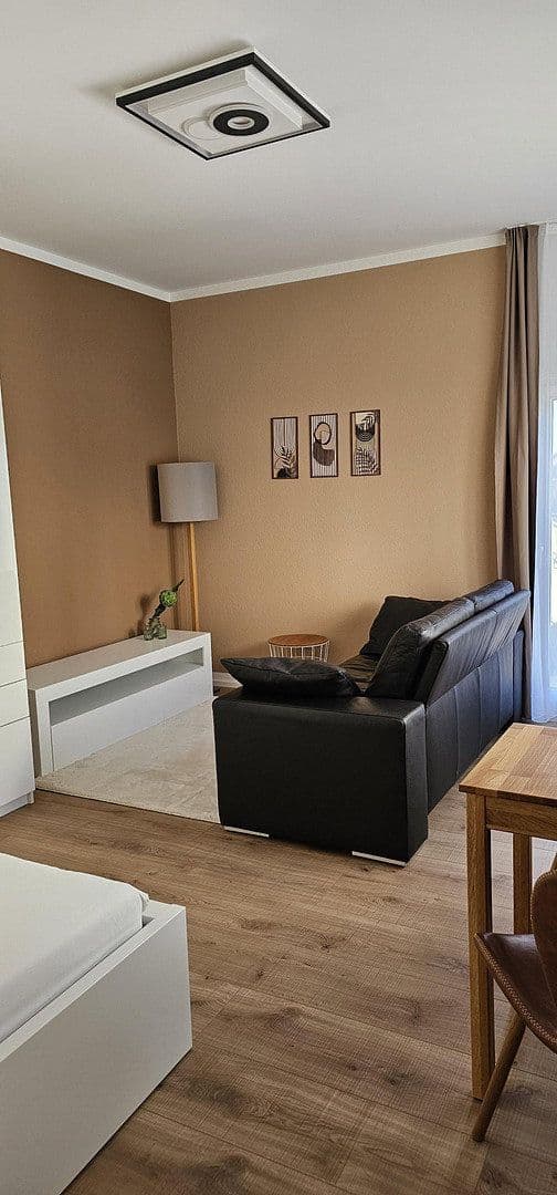 Prenájom bytu 1-izbový 24 m², Großbettlingen, Bádensko-Wurttembersko Prenájom bytu 1-izbový 24 m², Großbettlingen, Bádensko-Wurttembersko