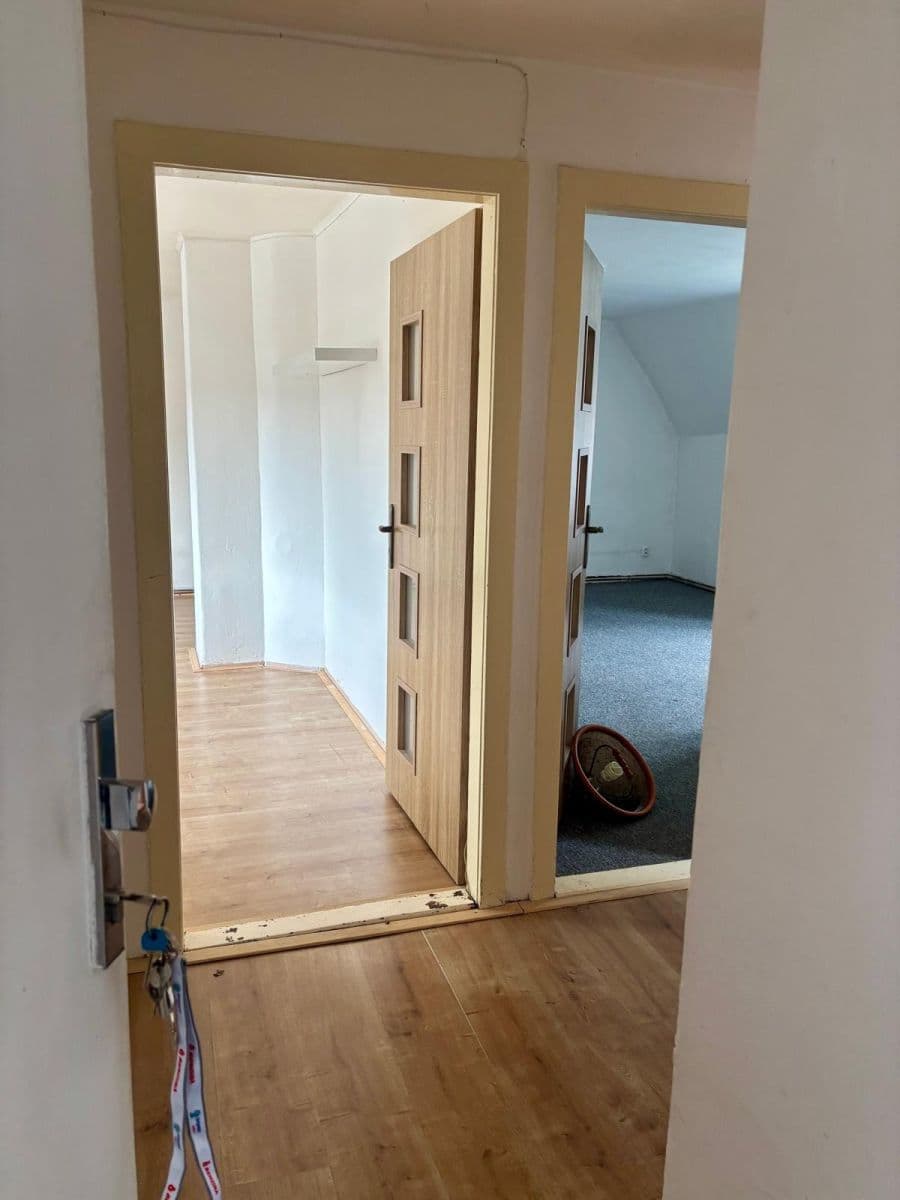 Prenájom bytu 2-izbový 56 m², Podkrušnohorská, Litvínov, Ústecký kraj Prenájom bytu 2-izbový 56 m², Podkrušnohorská, Litvínov, Ústecký kraj