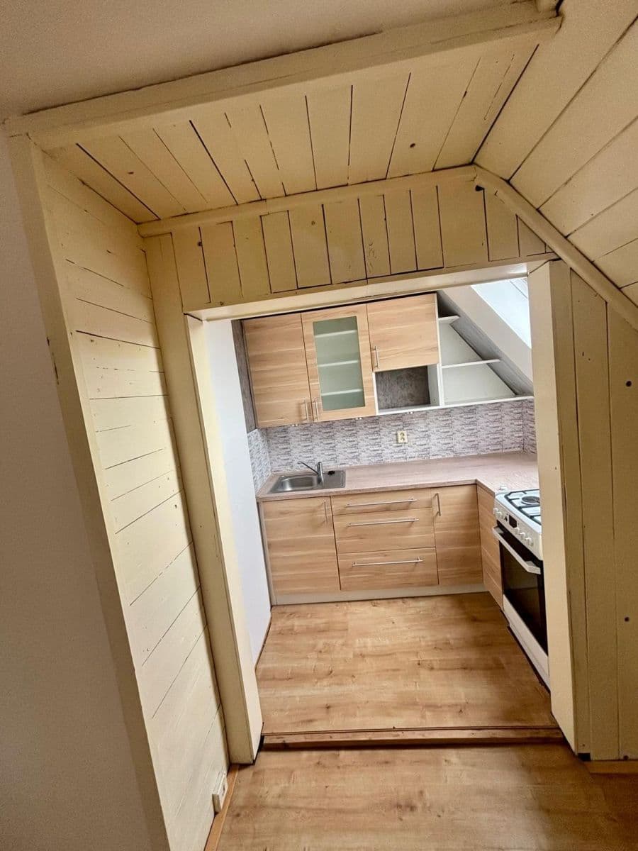 Prenájom bytu 2-izbový 56 m², Podkrušnohorská, Litvínov, Ústecký kraj Prenájom bytu 2-izbový 56 m², Podkrušnohorská, Litvínov, Ústecký kraj