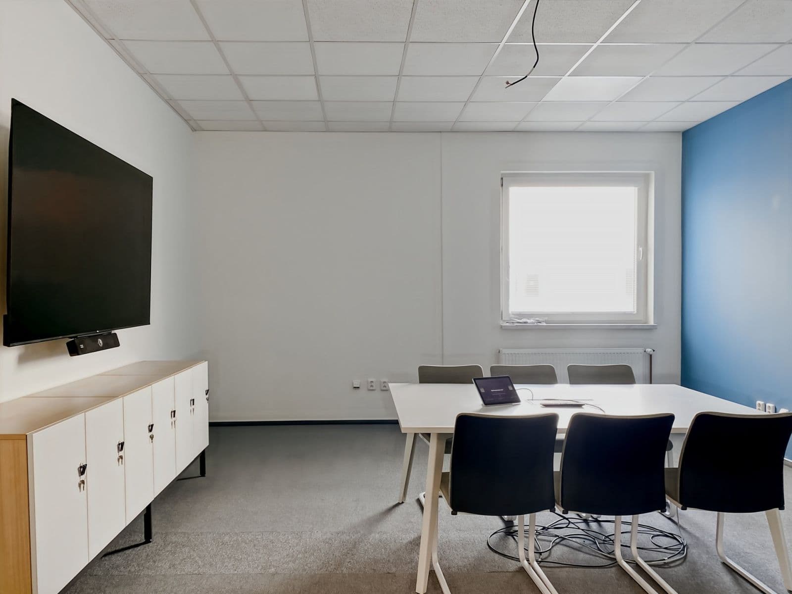 Prenájom kancelárie 15 m², Masarykovo náměstí, Ostrava, Moravskoslezský kraj Prenájom kancelárie 15 m², Masarykovo náměstí, Ostrava, Moravskoslezský kraj